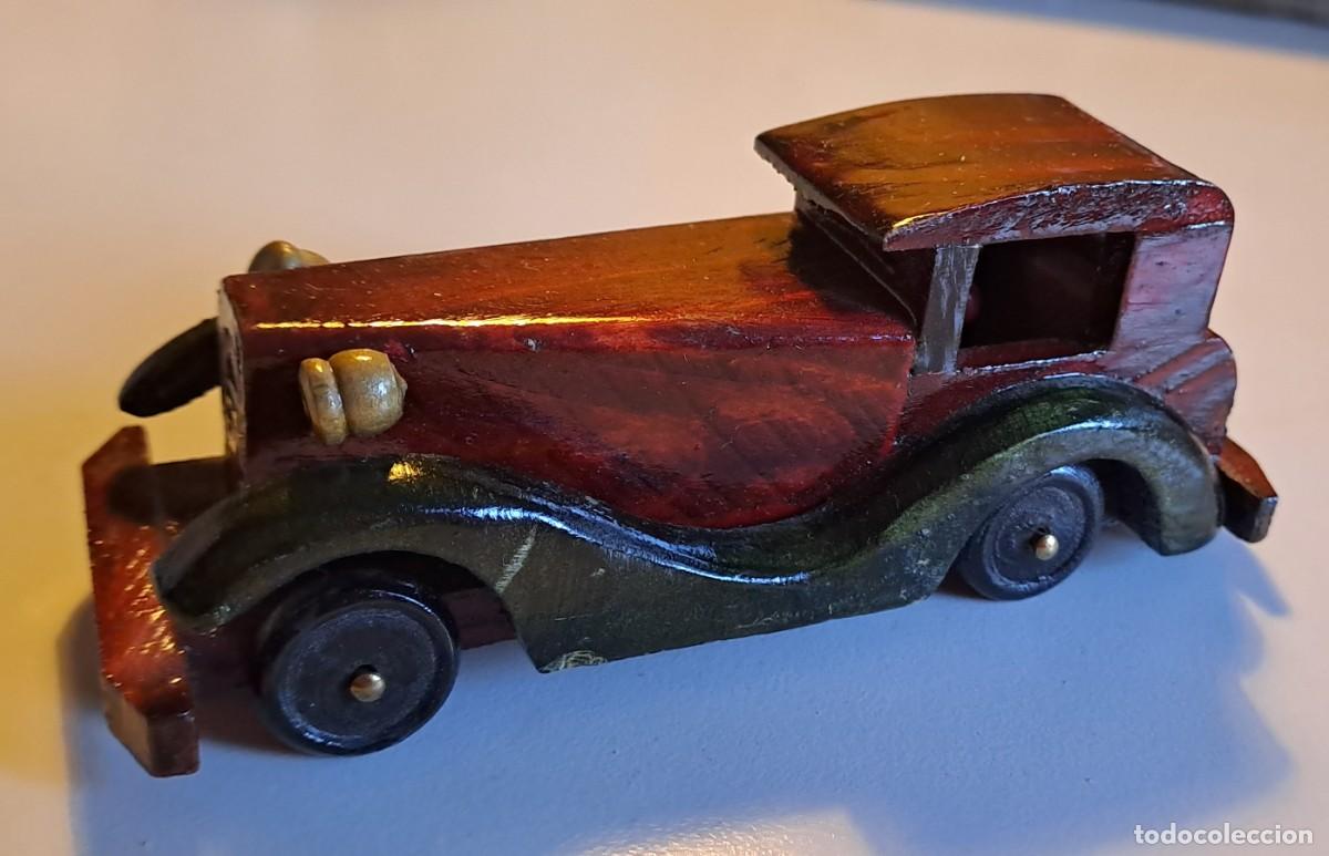 Coches a escala: COCHE ANTIGUO DE MADERA (14 cm) - Foto 1