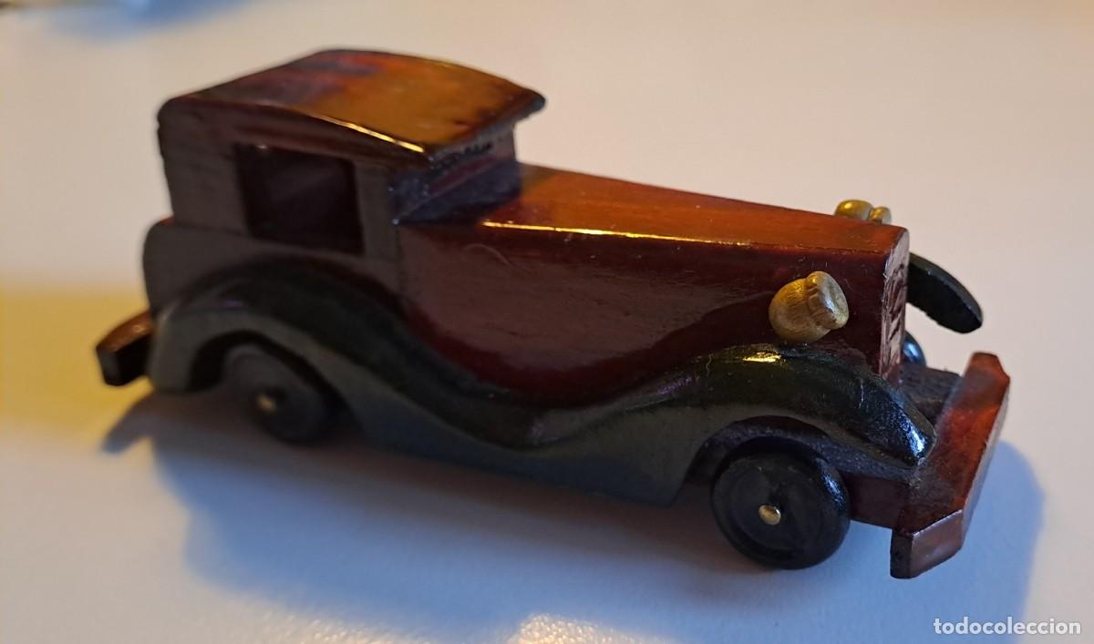 Coches a escala: COCHE ANTIGUO DE MADERA (14 cm) - Foto 2