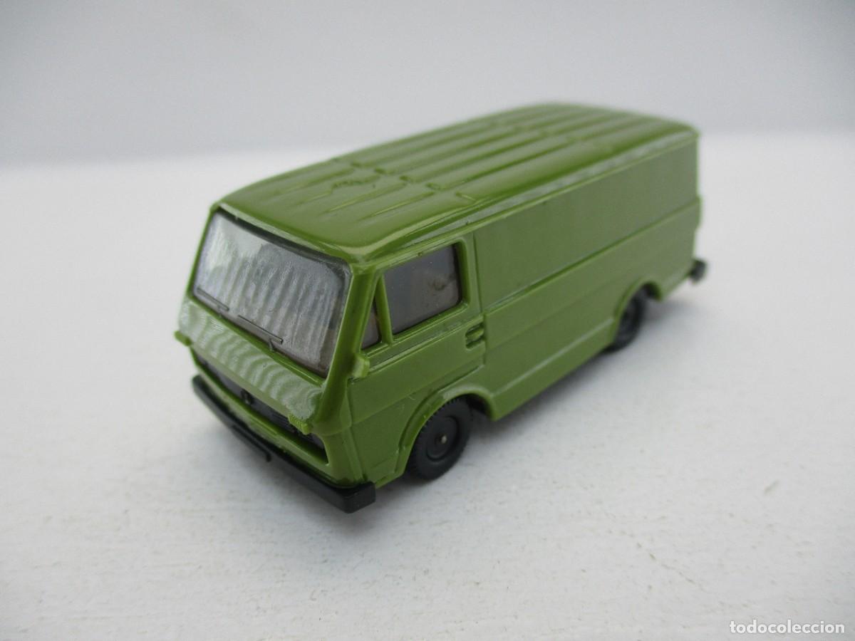 Coches a escala: COCHE ESCALA 1:87 REF BJ