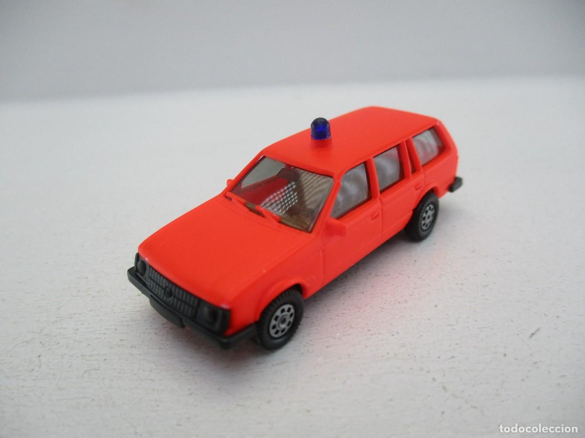 Coches a escala: COCHE ESCALA 1:87 REF BO - Foto 1
