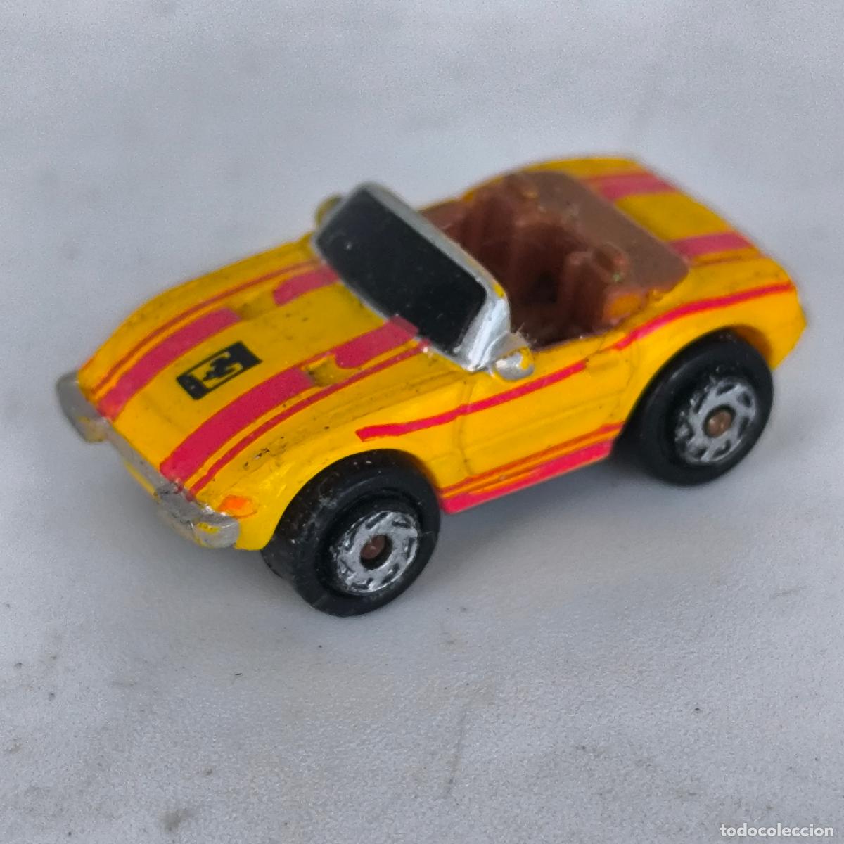 Coches a escala: Galoob Micro Machines 1987 Ferrari Daytona Spyder convertible amarillo rojo Lamborghini ?