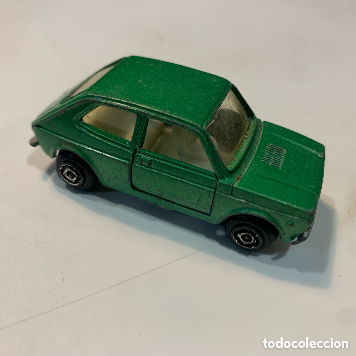 Coches a escala: coche seat 127 verde de guisval - Foto 2