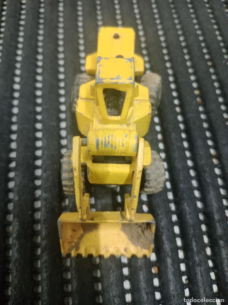 Coches a escala: Escavadora Guisval - Coche a escala