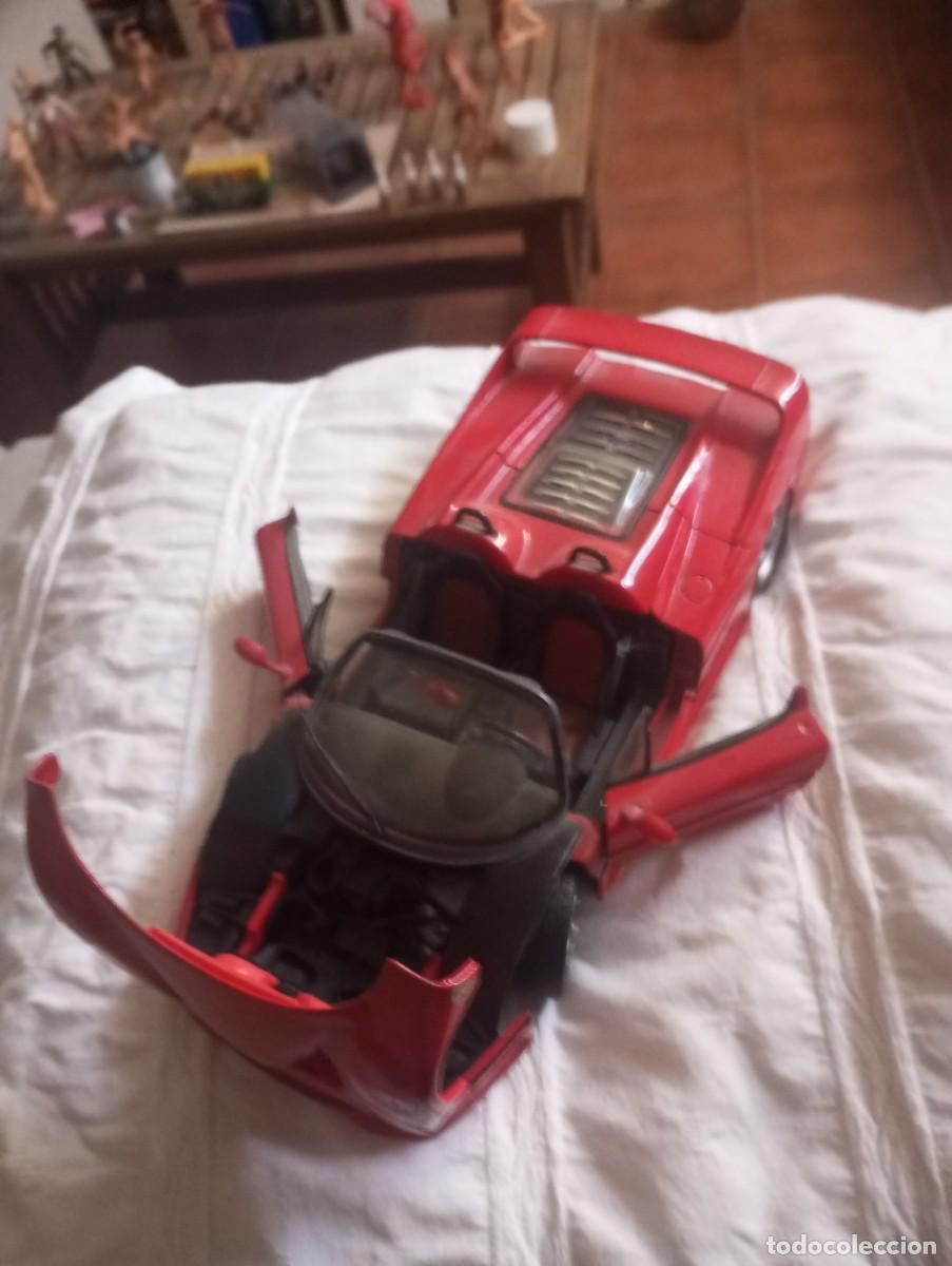 Coches a escala: Coche Ferrari 1/18 rojo
