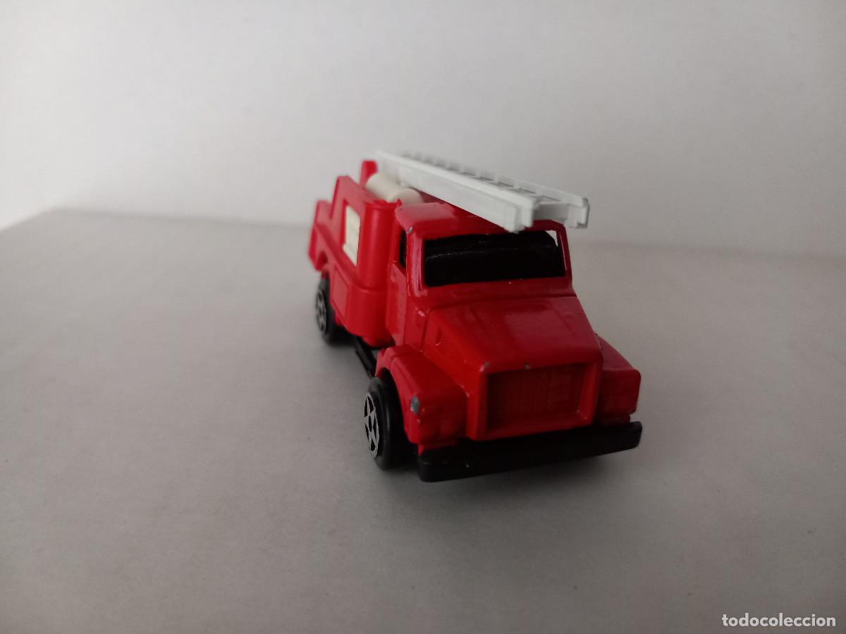 Coches a escala: GUISVAL CAMION BOMBEROS 1:64 - Foto 2