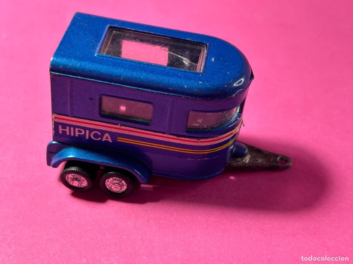 Coches a escala: REMOLQUE HIPICA DE MIRA - Foto 3