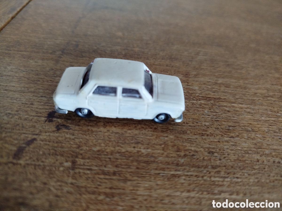 Coches a escala: COCHE EN MINIATURA EKO - Foto 1
