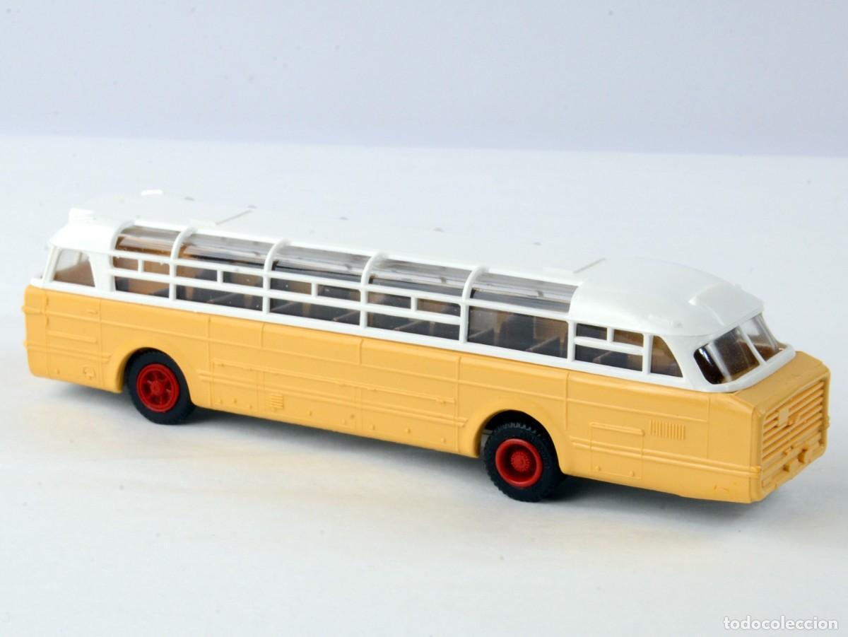 Coches a escala: S.E.S Modelltec Escala 1:87 Autocar Ikarus 66 RDA Ocre - Foto 3