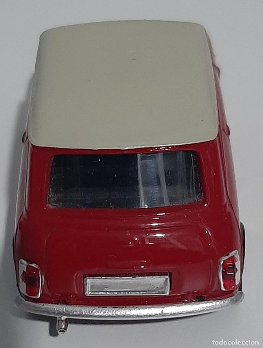 Coches a escala: Mini Cooper 1:43 S&oacute;lido. Sin caja. - Foto 3