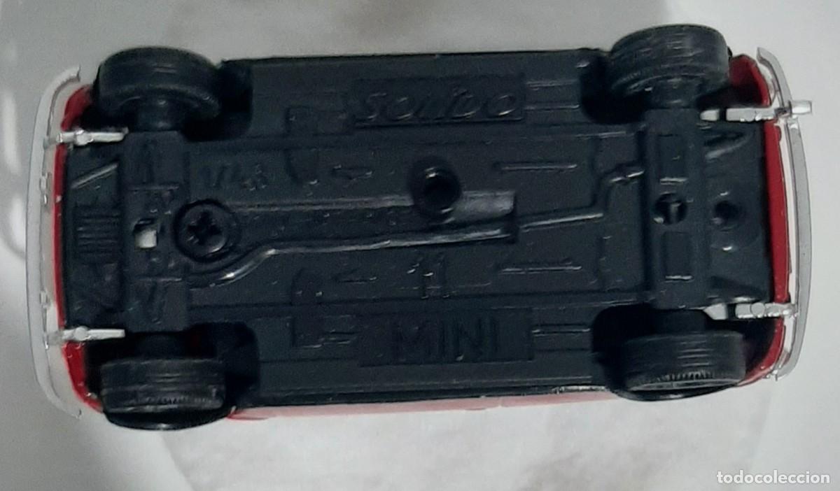 Coches a escala: Mini Cooper 1:43 S&oacute;lido. Sin caja. - Foto 4
