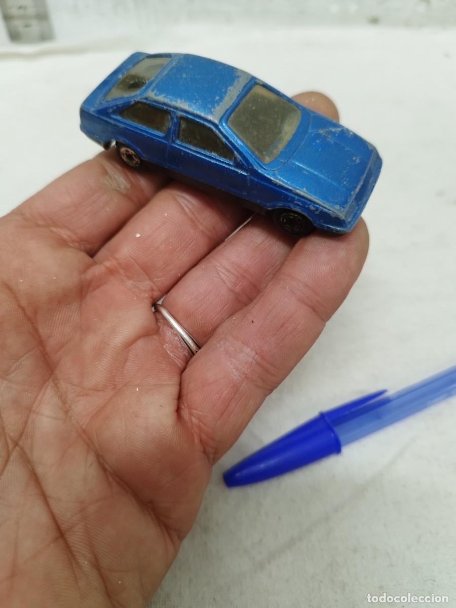 Auto in scala: Antiguo coche met&aacute;lico de juguete, Ford sierra Ref.206 spain