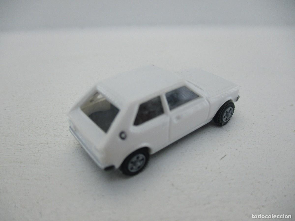Coches a escala: COCHE ESCALA 1:87 REF B18 - Foto 2
