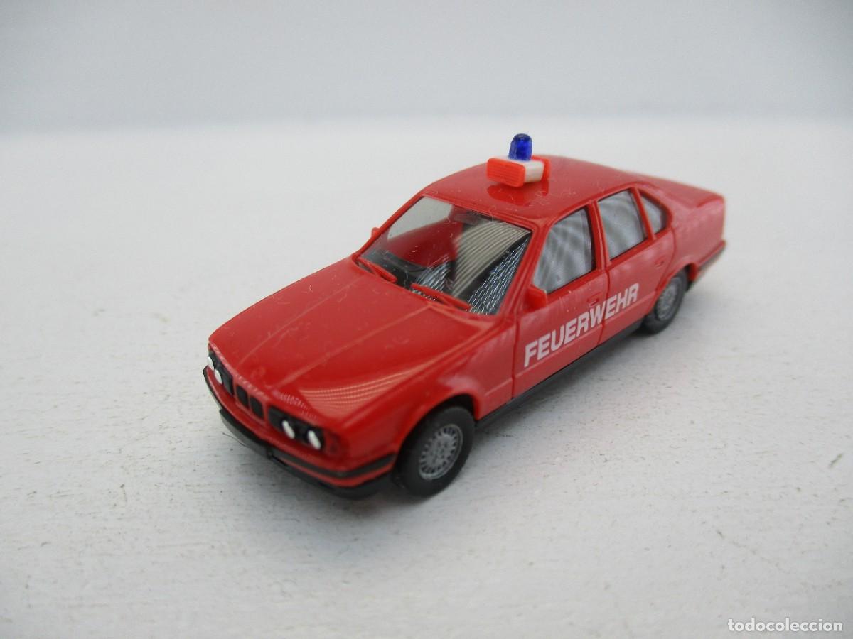 Coches a escala: COCHE ESCALA 1:87 REF B18 - Foto 1