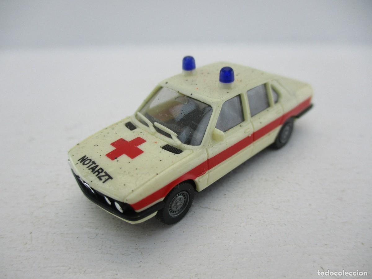 Coches a escala: COCHE ESCALA 1:87 REF B18 - Foto 1