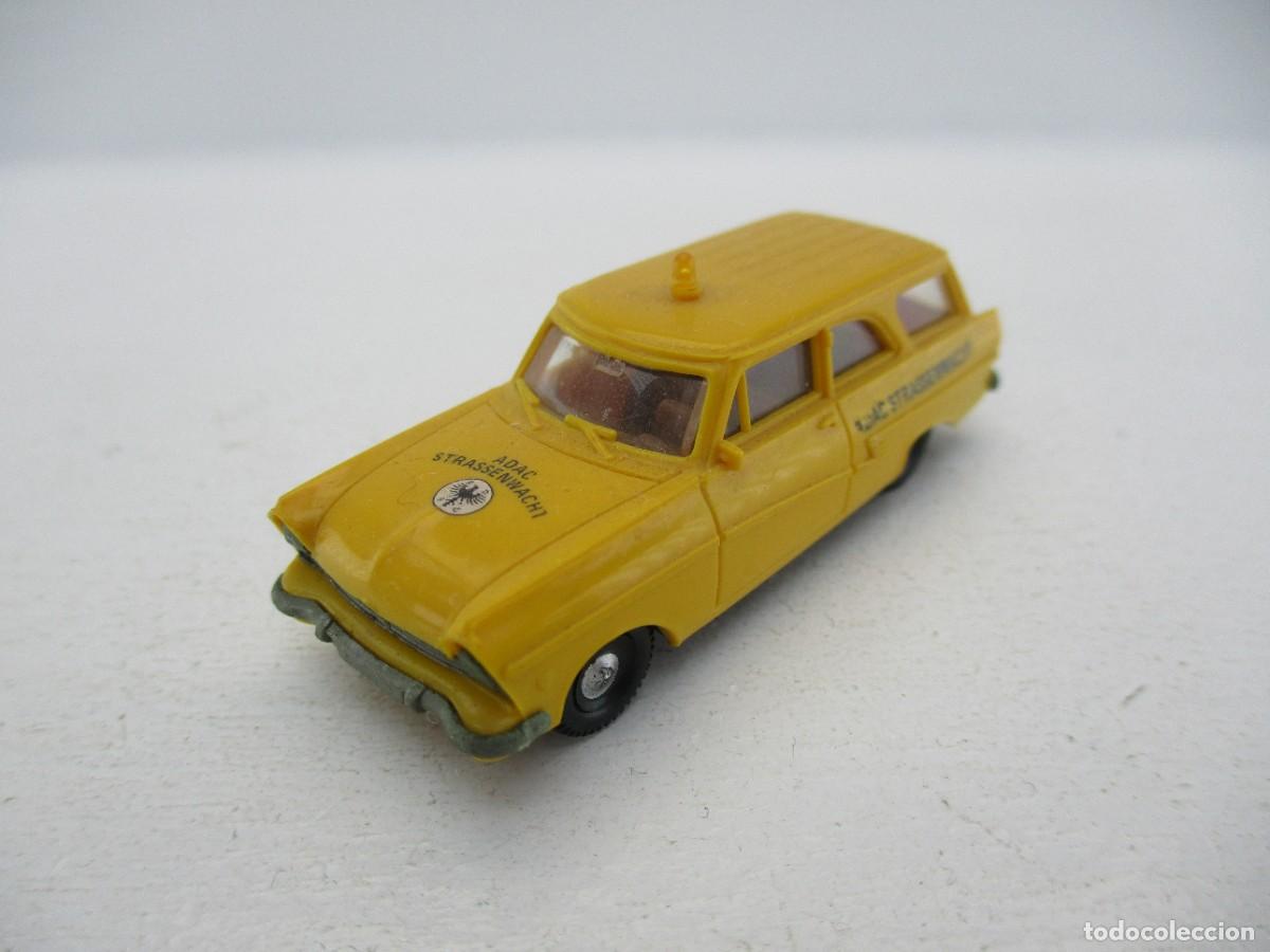 Coches a escala: COCHE ESCALA 1:87 REF B18 - Foto 1