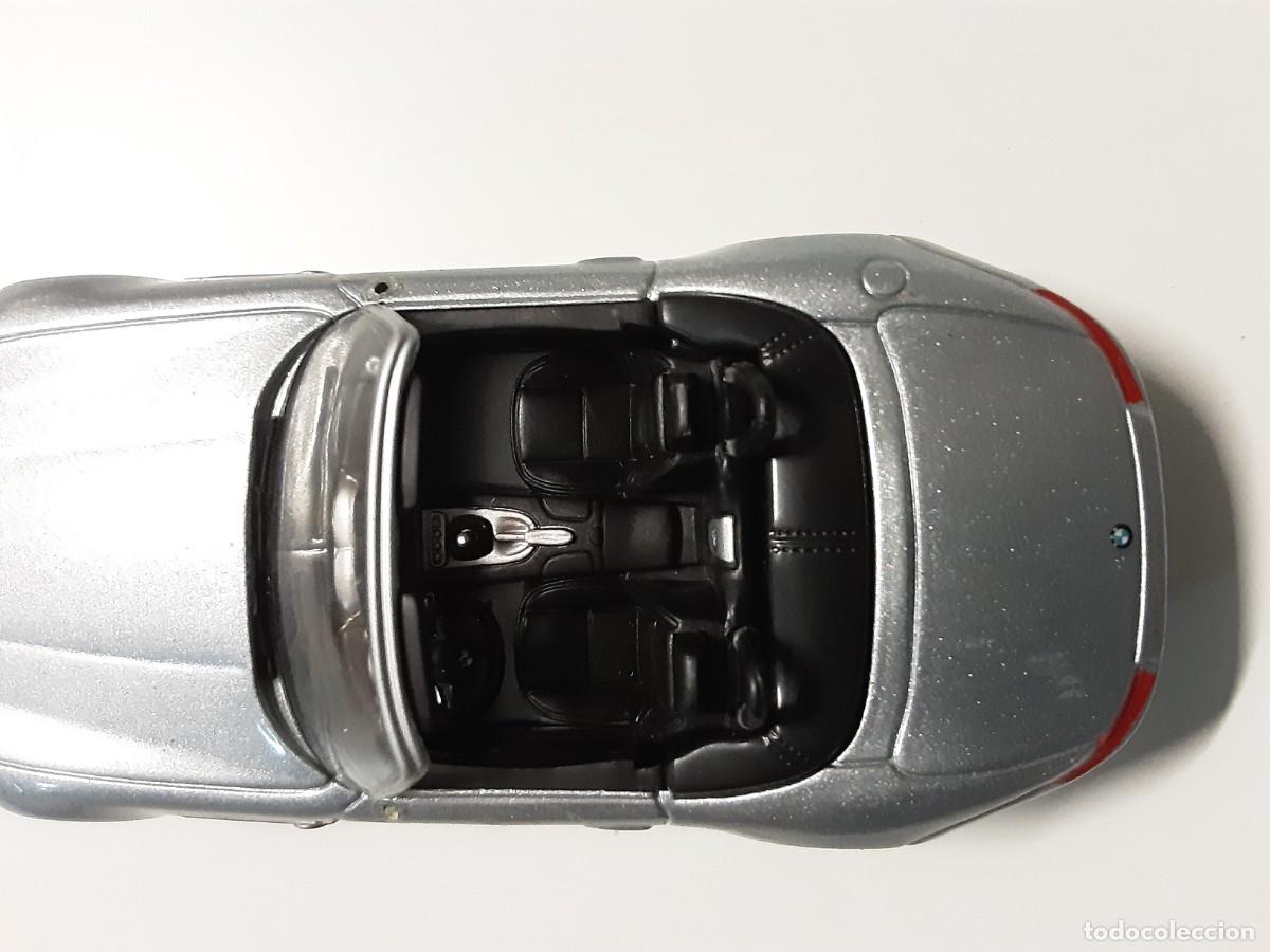 Coches a escala: Coche bmw z8 marca corgi - Foto 4