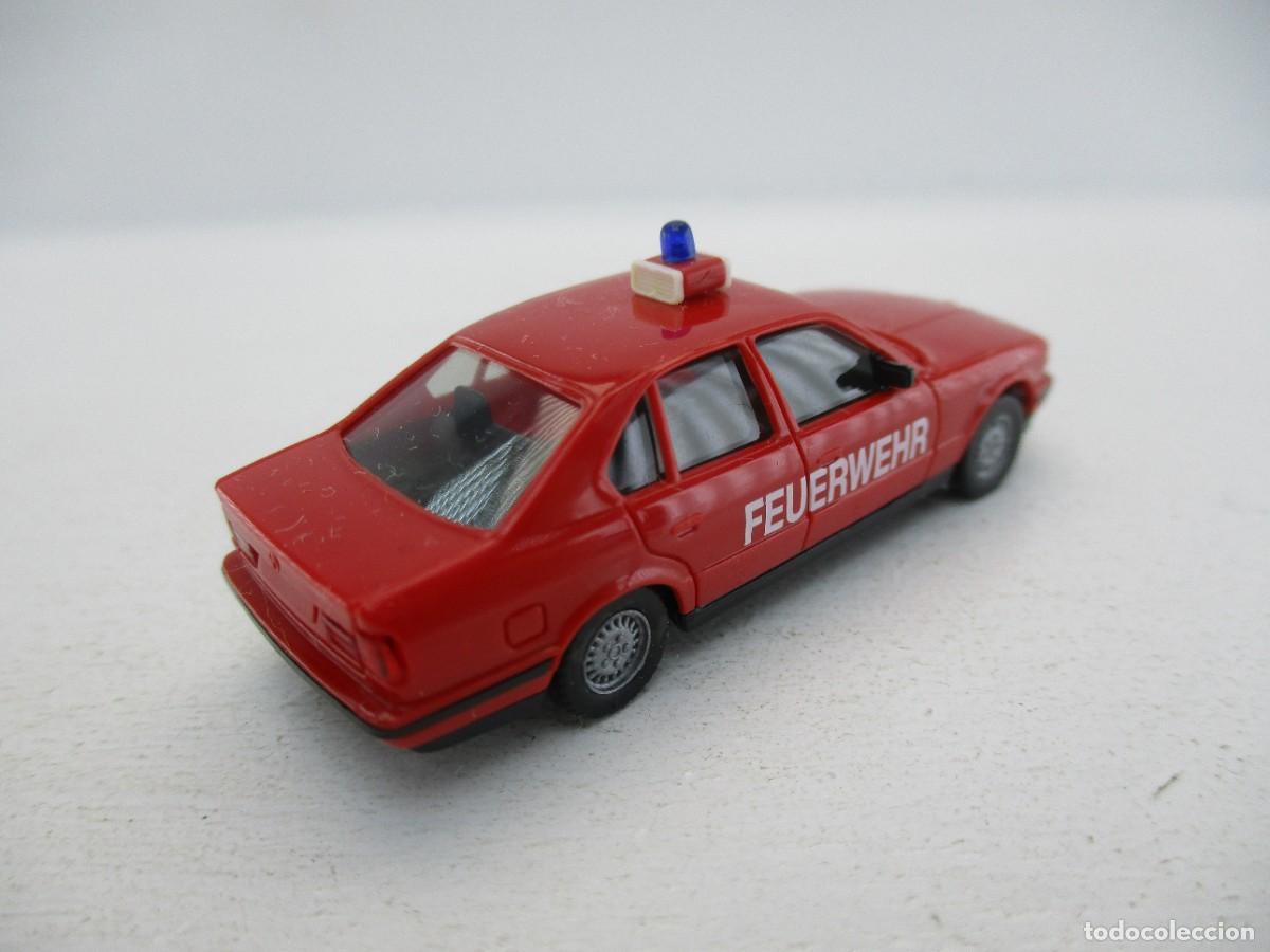Coches a escala: COCHE ESCALA 1:87 REF B13 - Foto 2