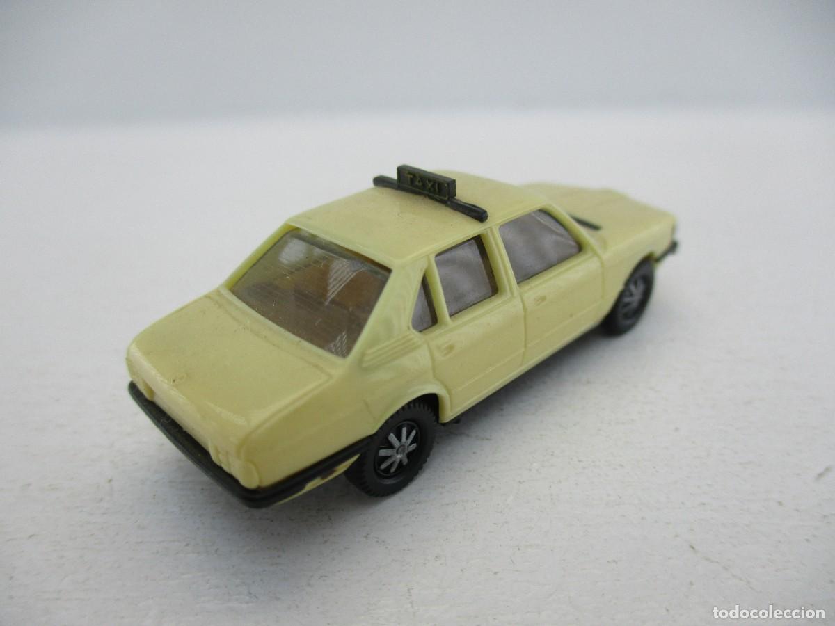 Coches a escala: COCHE ESCALA 1:87 REF B13 - Foto 2