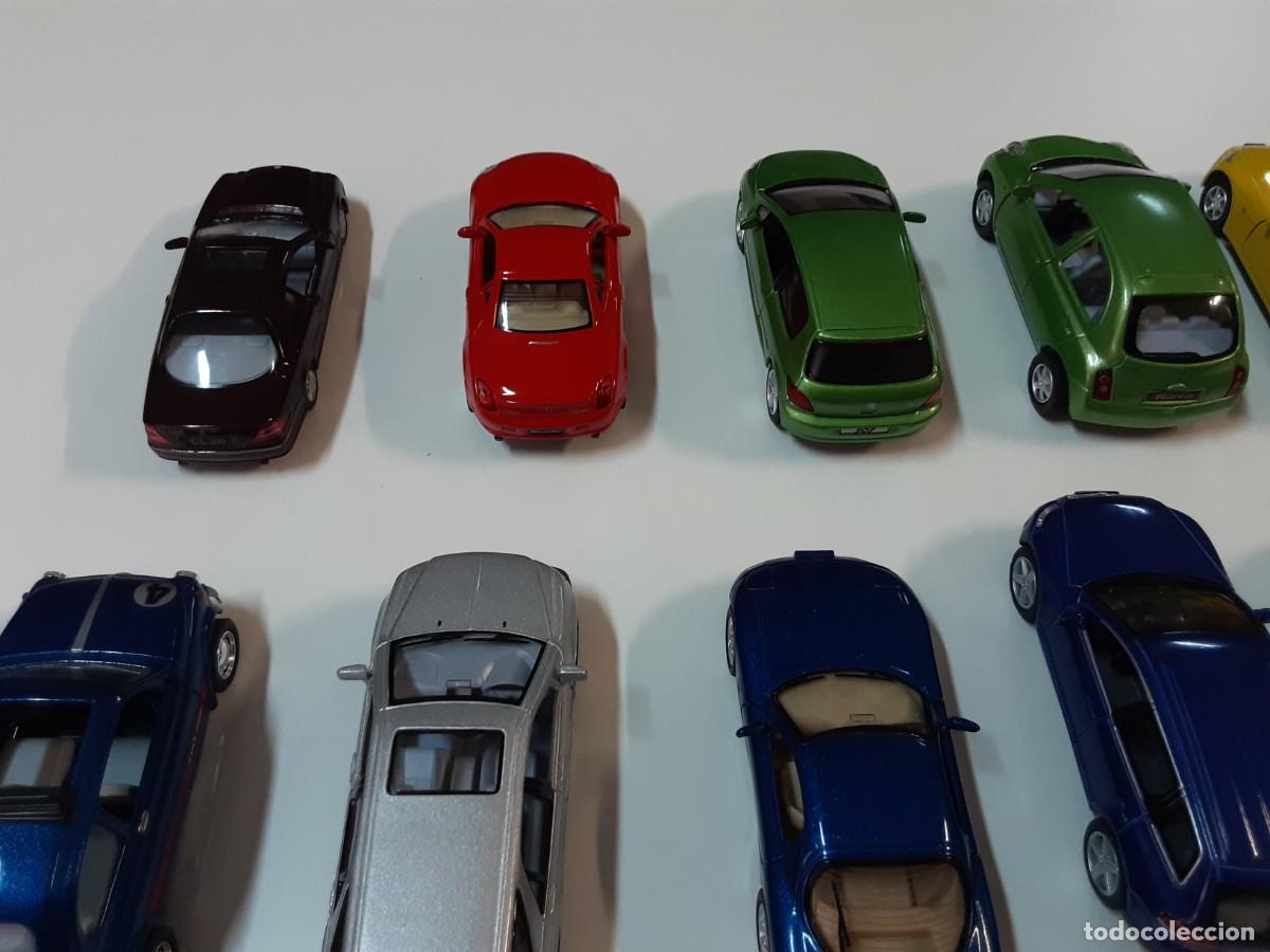 Coches a escala: Lote coches marca kinsmart - Foto 17