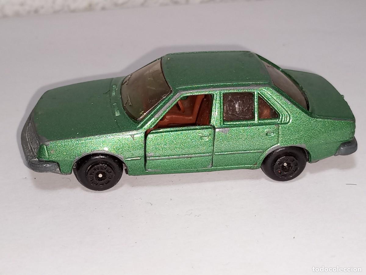 Coches a escala: DICOYS : ANTIGUO COCHE RENAULT R - 18 REF. 909105 MADE IN SPAIN A&Ntilde;OS 70 - 80