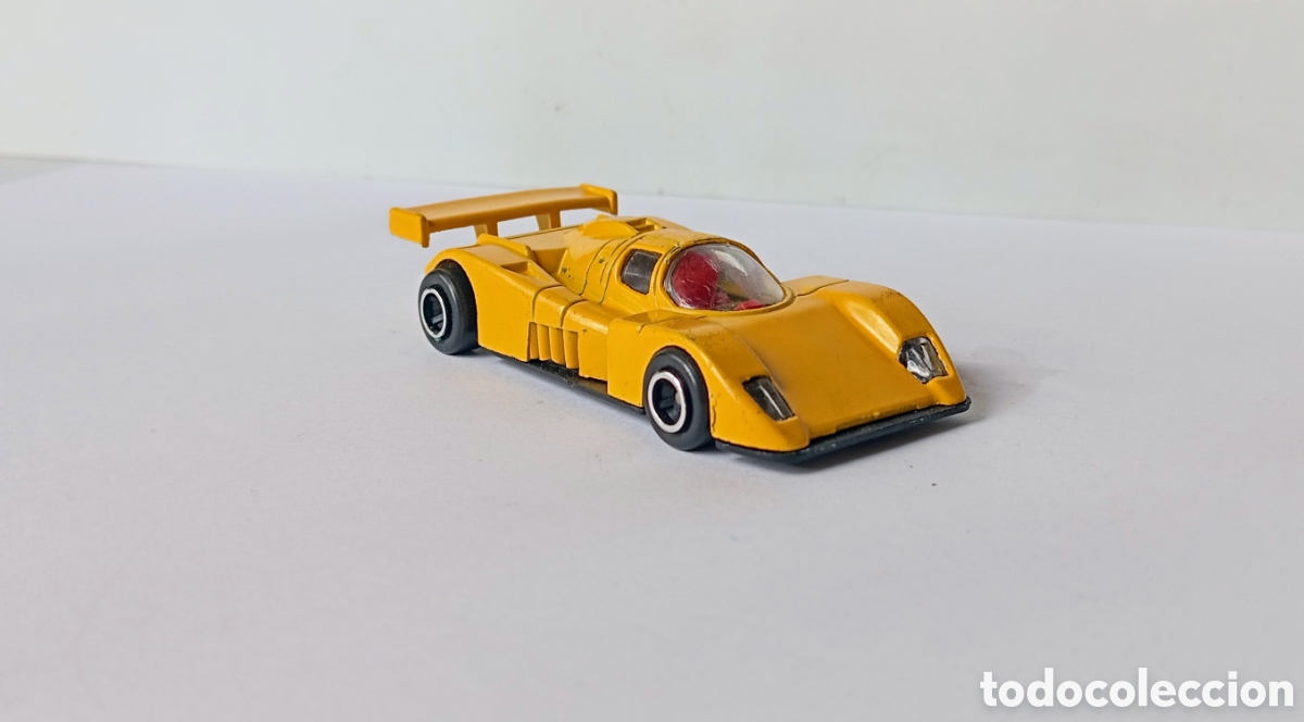 Coches a escala: ASTON MARTIN GUISVAL - Foto 1