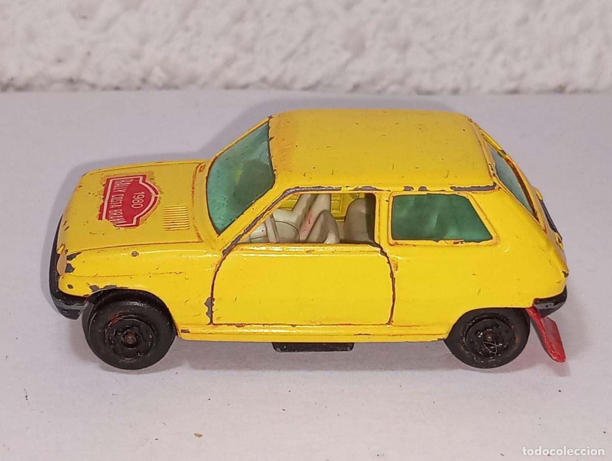 Coches a escala: GUISVAL : ANTIGUO COCHE RENAULT 5 RALLYE COSTA BRAVA REF. 51 SERIE CAMPEON A&Ntilde;OS 80