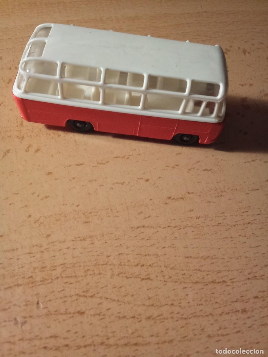 Coches a escala: Mercedes Coach.By Lesney.