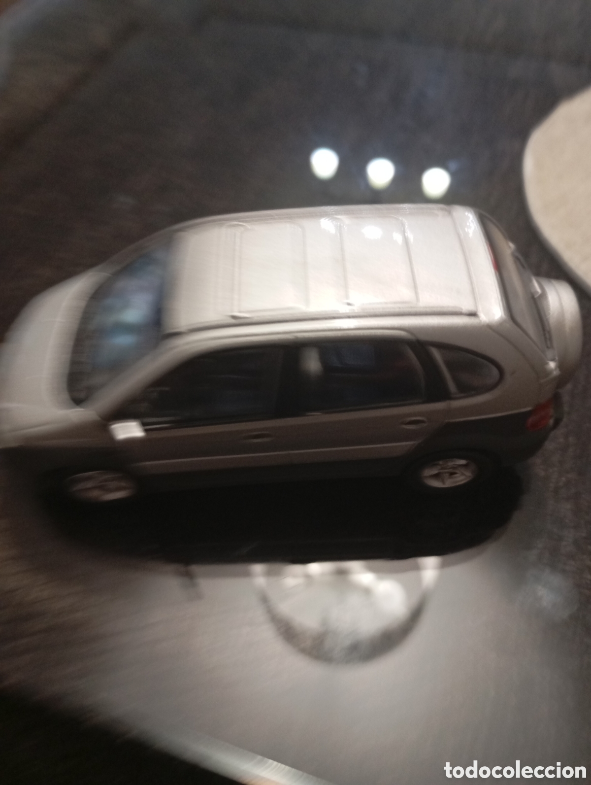 Coches a escala: Renault Scenic 2.0 RX4, metal, con matr&iacute;cula, color gris, escala 1:43