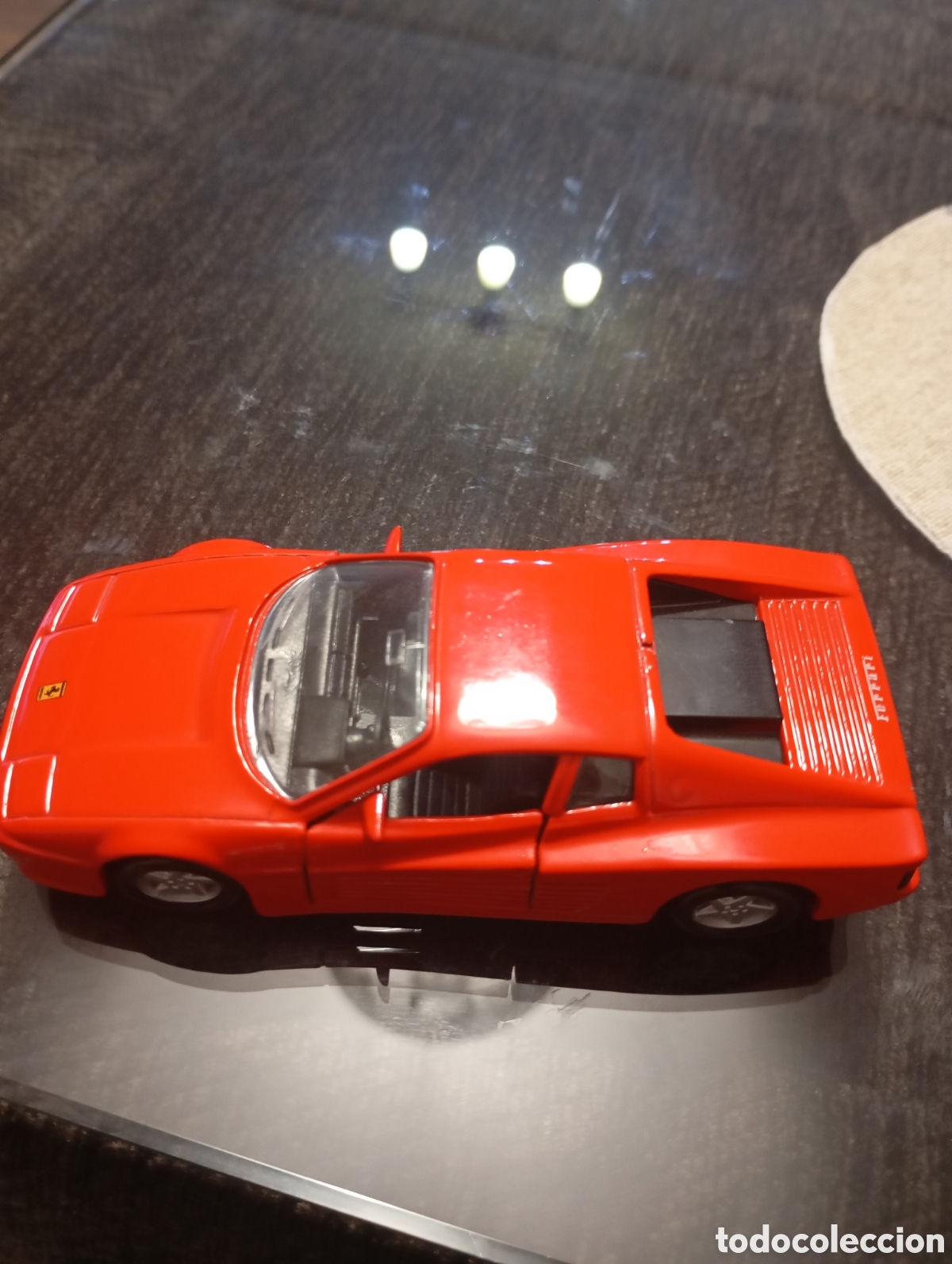 Coches a escala: Ferrari 512 TR, metal, en color rojo, escala 1:43