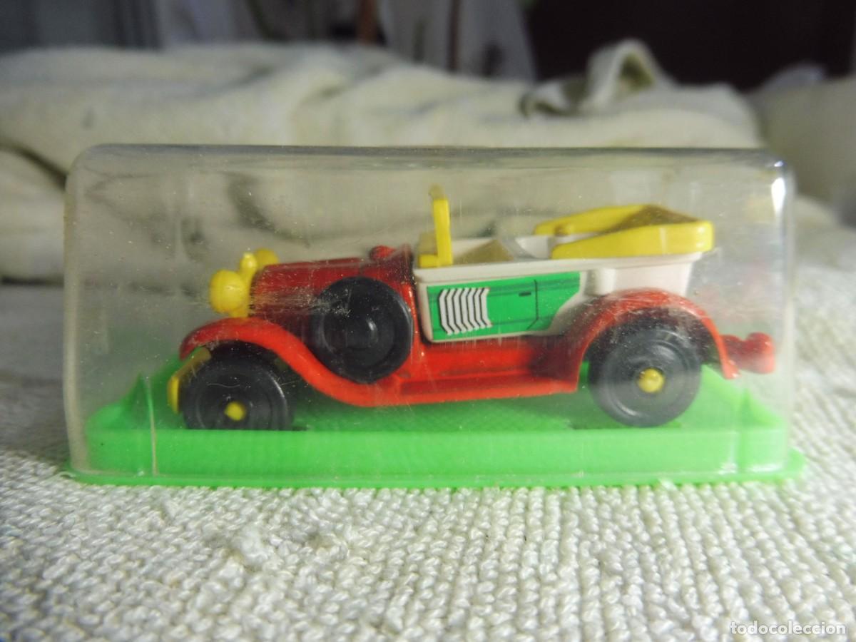 Modellautos: Coche cl&aacute;sico en urna, Game Movil (Ibi, Alicante)