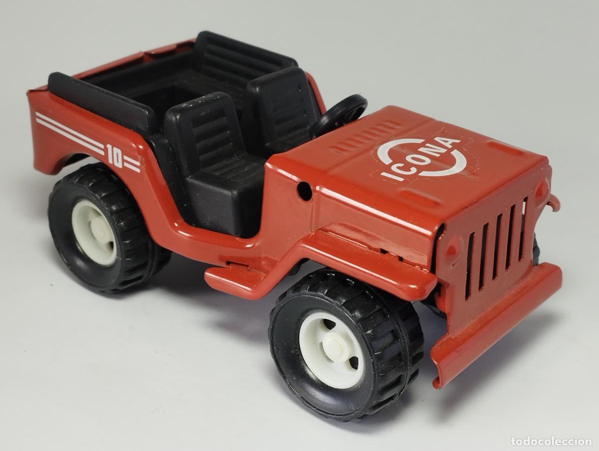 Coches a escala: JEEP WILLYS EBRO ICONA DE GOZAN DE CHAPA Y PLASTICO