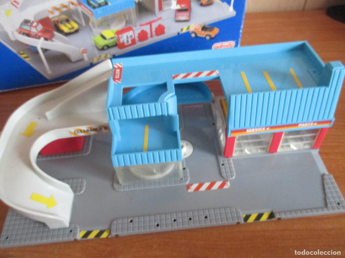 Coches a escala: MICROMACHINES , SERVICE CITY - Foto 5