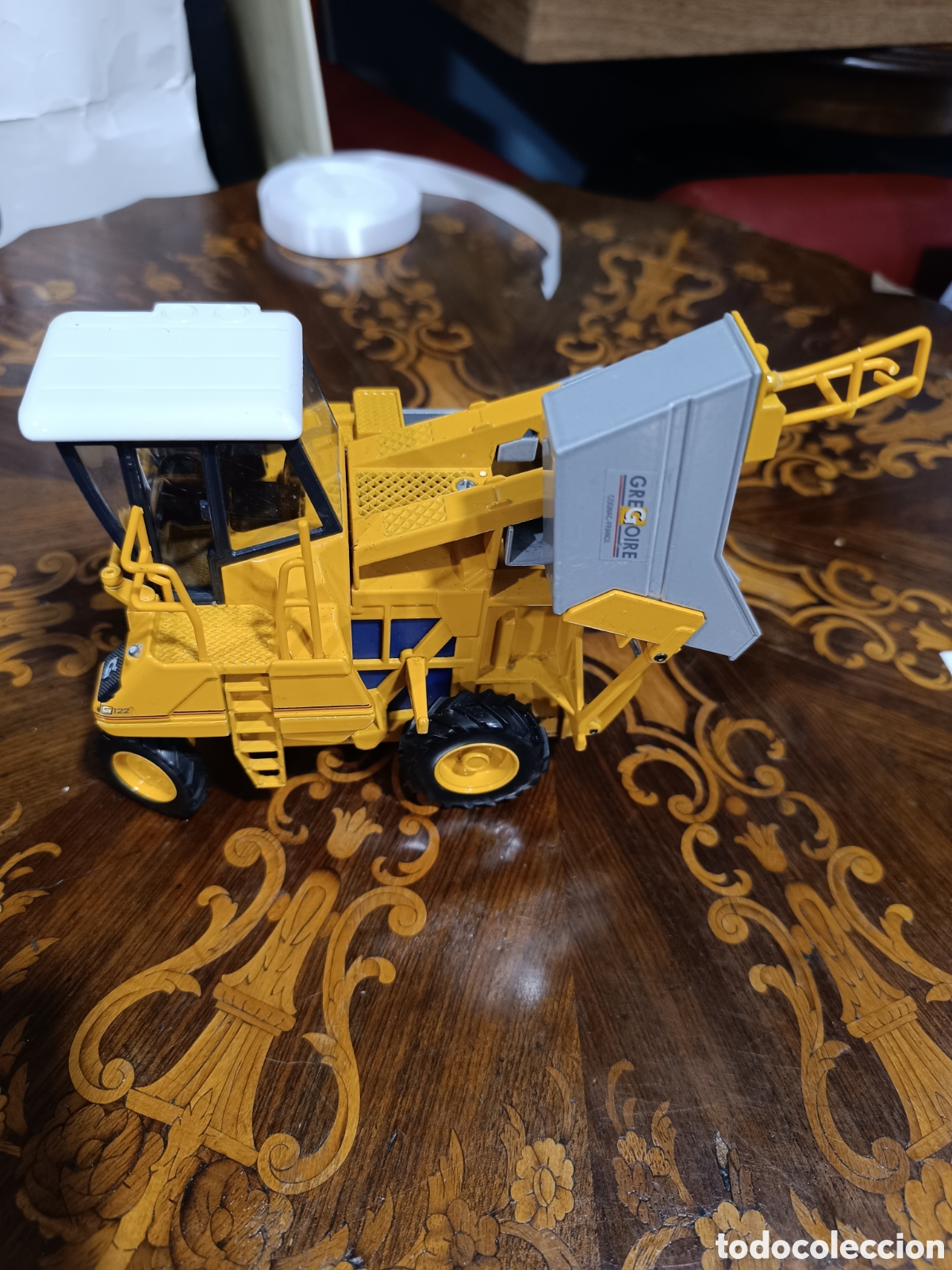 Voitures &agrave; l'&eacute;chelle: Cosechadora Gregoire JOAL SCALE 1:32