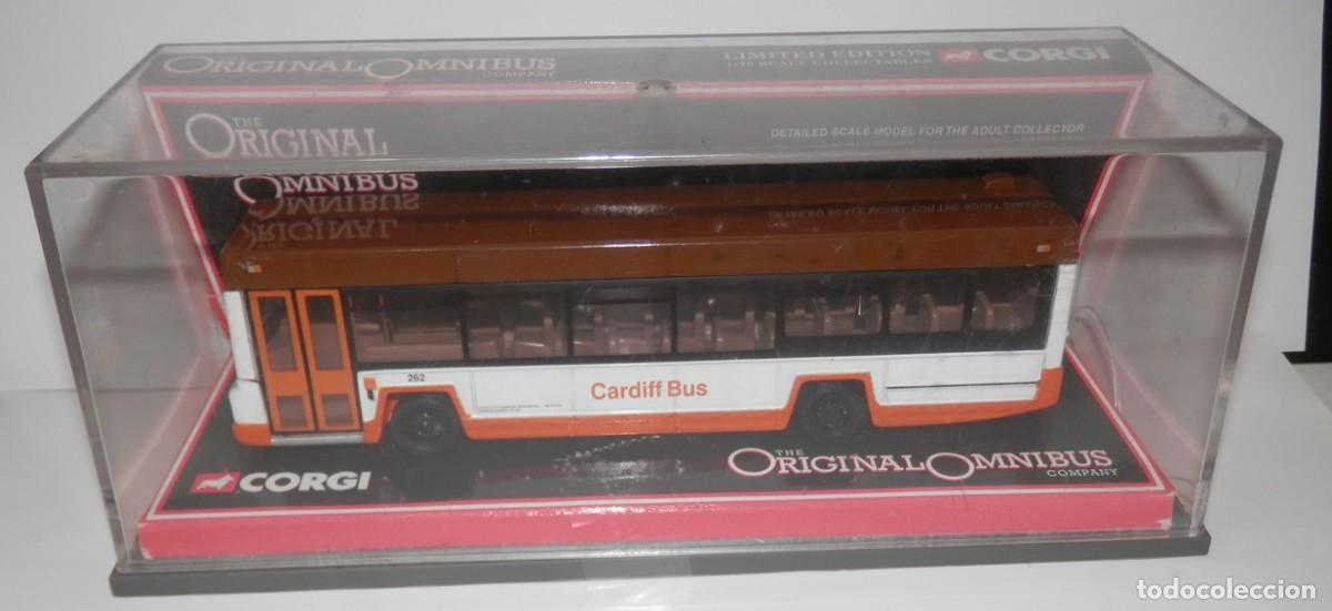 Voitures &agrave; l'&eacute;chelle: MINIATURA SERIE THE ORIGINAL MINIBUS COMPANY DE LA CORGY
