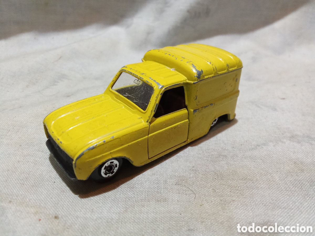Coches a escala: RENAULT 4 REF.130 DE MIRA