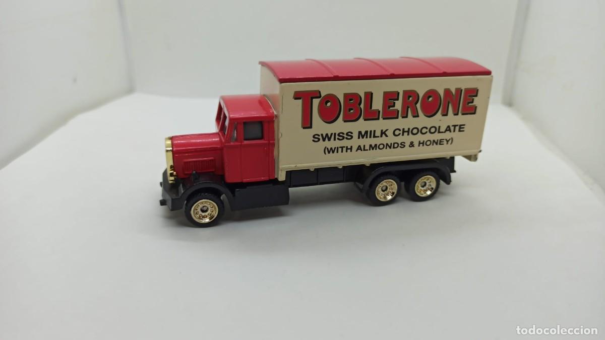 Carros em escala: Cami&oacute;n Toblerone escala Golden Wheel Diecast