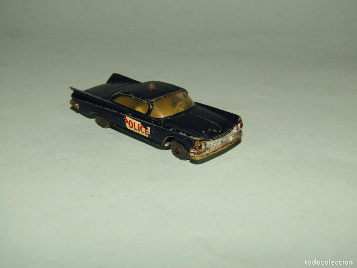 Auto in scala: Antiguo BUICK ELECTRA de Miniaturas en Metal de HUSKY - Made in GT. Britain
