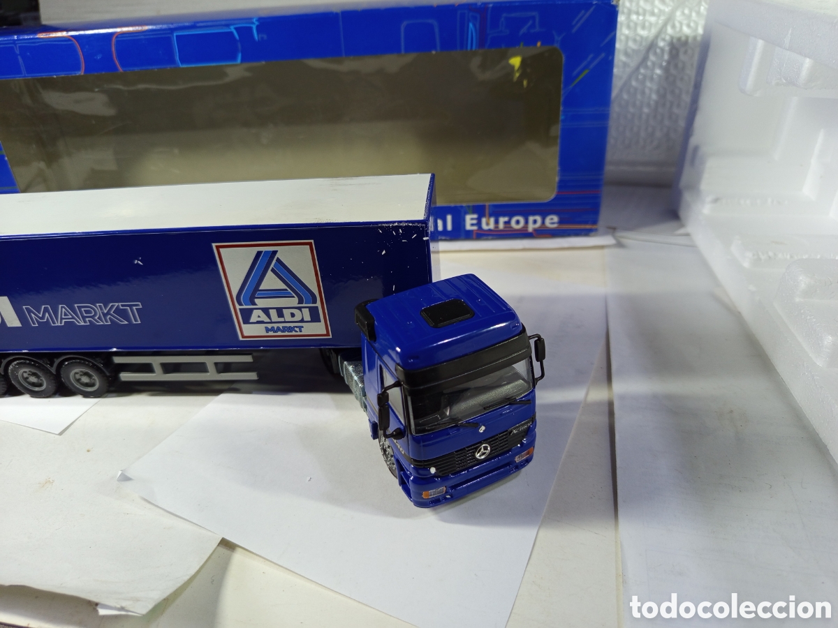 Coches a escala: Mercedes Actros de Aldi Joal - Foto 3