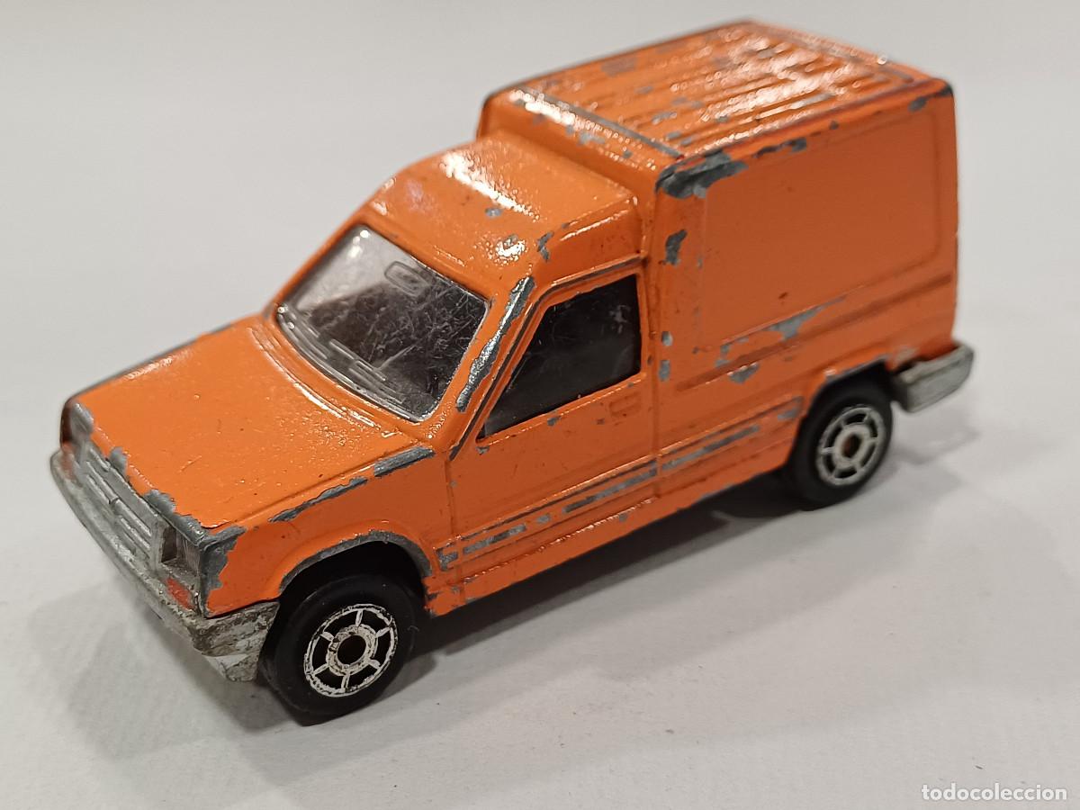 Coches a escala: RENAULT EXPRESS DE MAJORETTE. - Foto 1