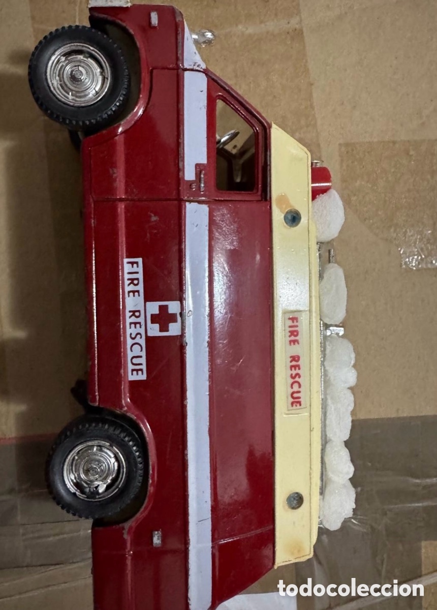Voitures &agrave; l'&eacute;chelle: RESCUE DODGE VAN POLISTIL
