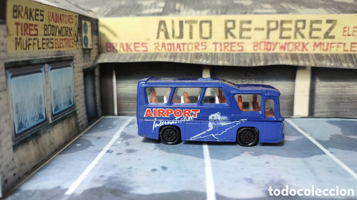 Coches a escala: MAJORETTE -- Minibus* - Foto 4