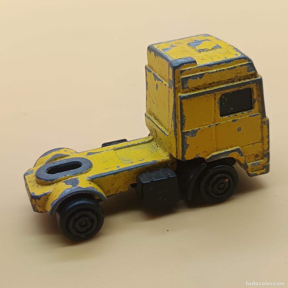 Coches a escala: CAMION CABEZA TRACTORA VOLVO - Foto 3