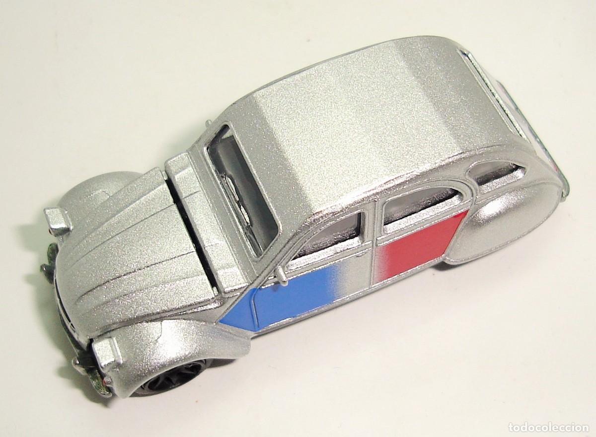 Coches a escala: CITROEN 2CV PLATA MAJORETTE ESCALA 1:64 NEW - Foto 7