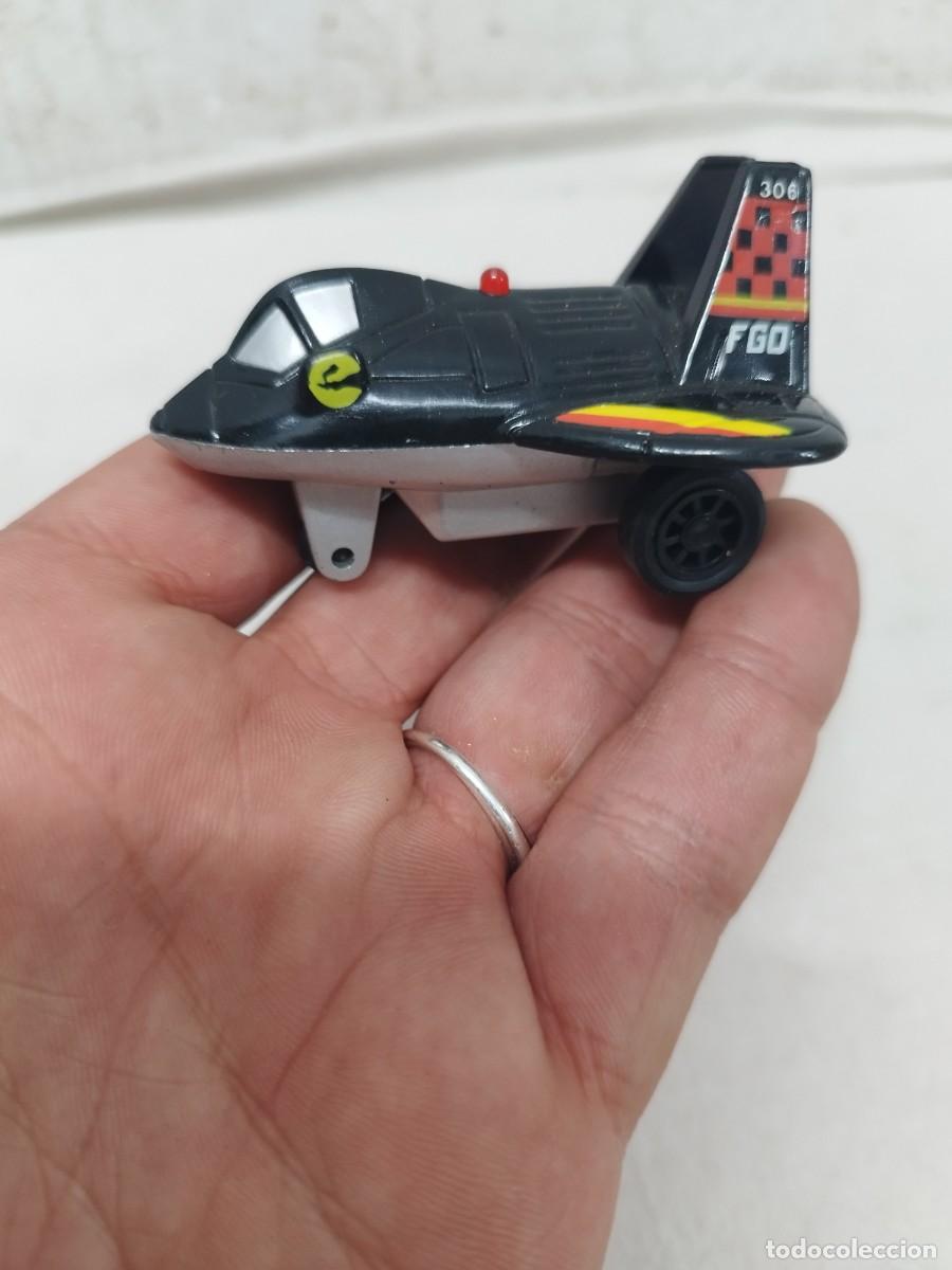 Coches a escala: Antigua avion de juguete, Buddy Corp. 1989.