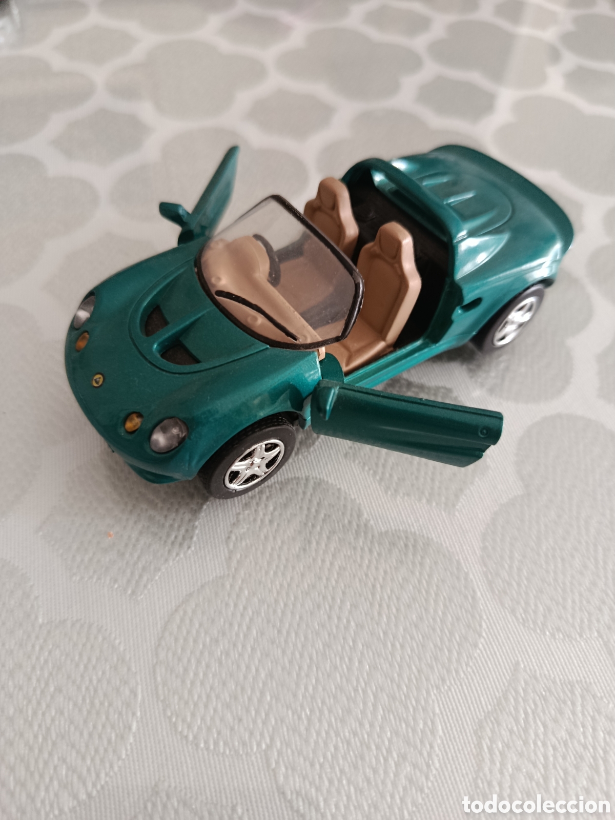 Modellautos: Lotus Eliseo S1, con movimiento por fricci&oacute;n, verde, a&ntilde;o 1996, escala 1:43