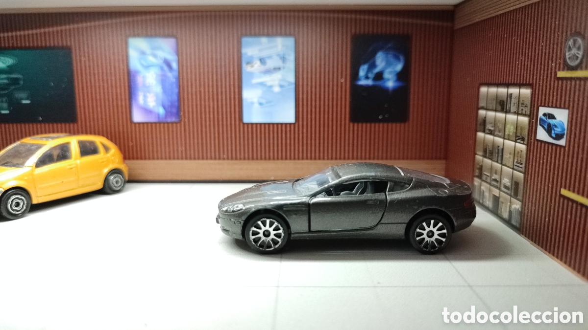 Coches a escala: MAJORETTE - Aston Mart&iacute;n DB9 - Foto 3