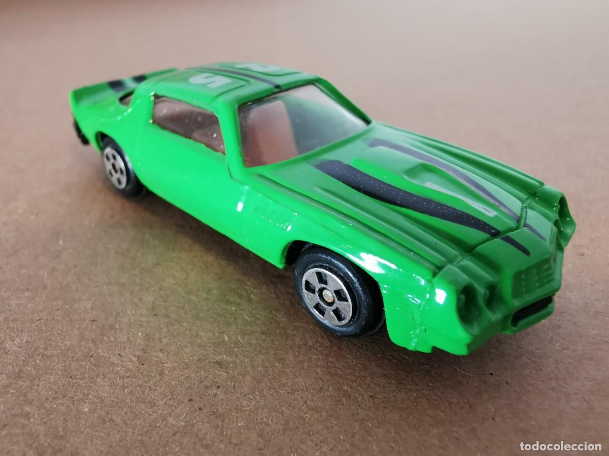 Coches a escala: Chevrolet Camaro 1/64 - Foto 1