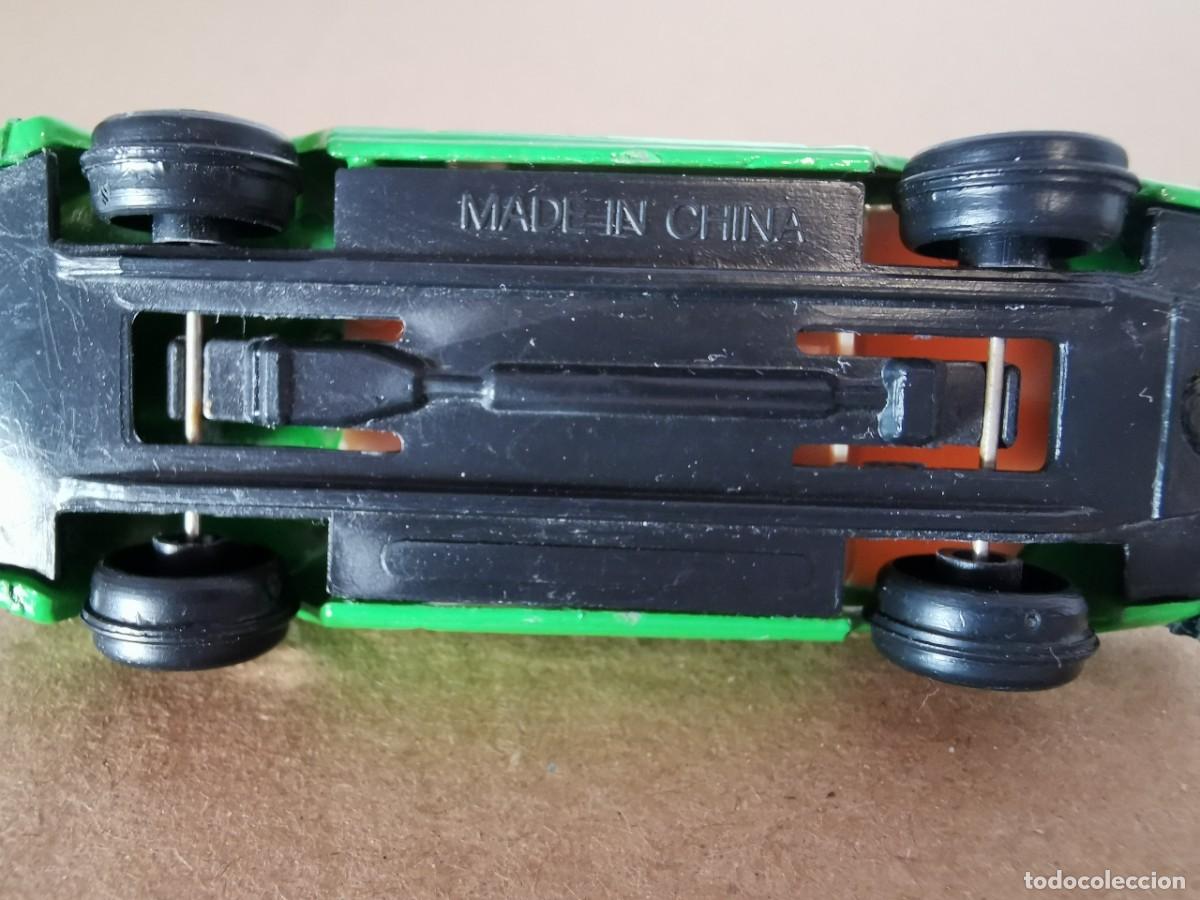 Coches a escala: Chevrolet Camaro 1/64 - Foto 5