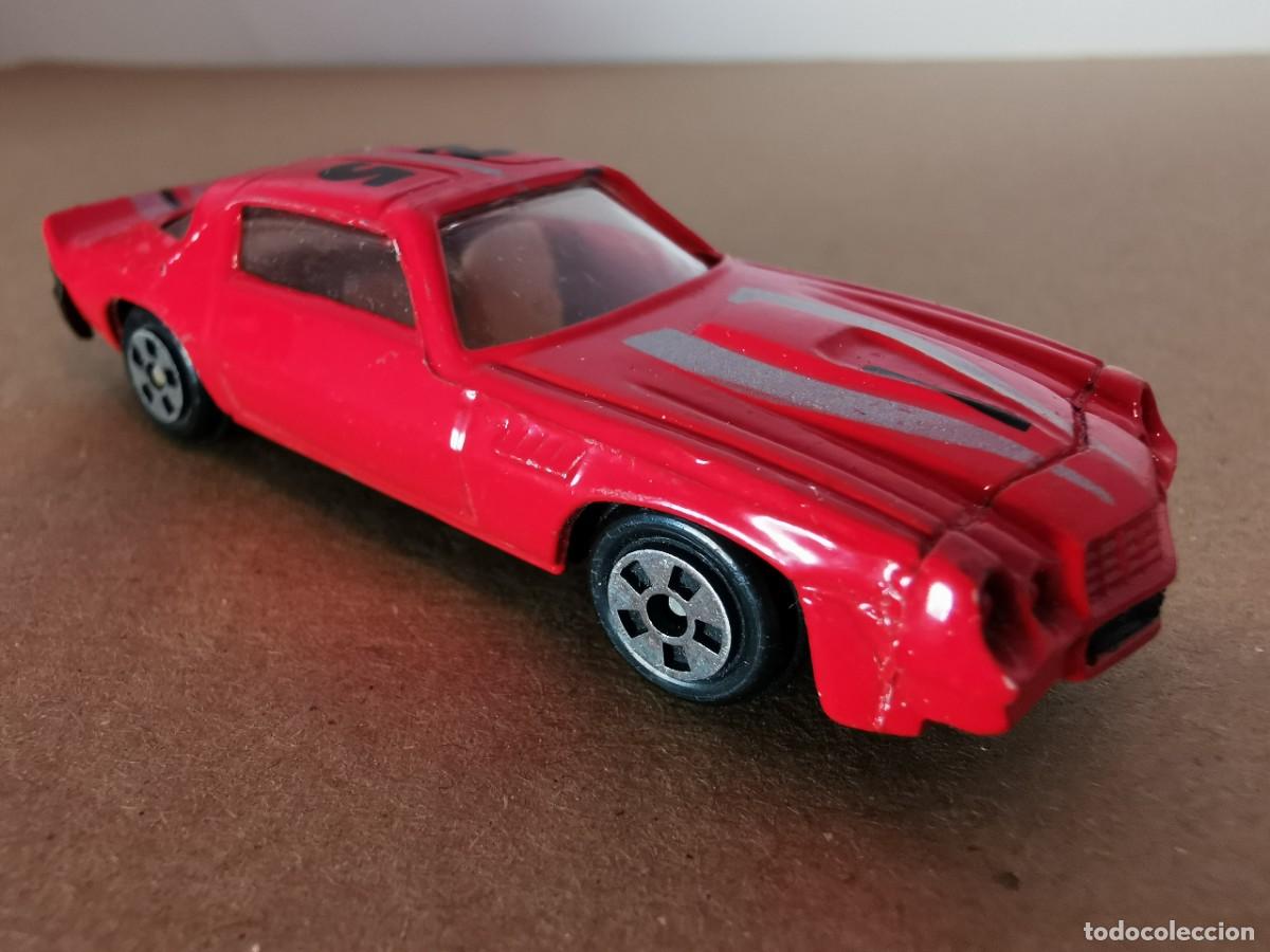 Coches a escala: Chevrolet Camaro 1/64 - Foto 1