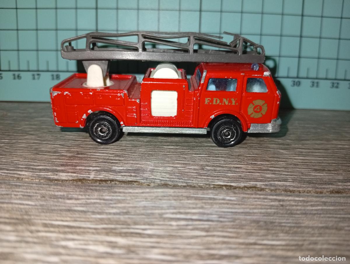 Coches a escala: Coche cami&oacute;n de Bomberos Pompier majorette - Foto 2